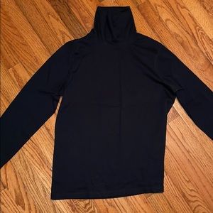 Brand new LL BEAN turtleneck